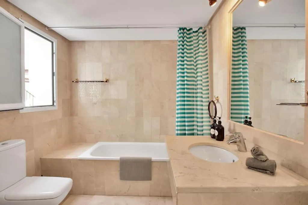 אסטפונה Apartamento En Complejo Con Piscina Climatizada - El Presidente 234 דירה