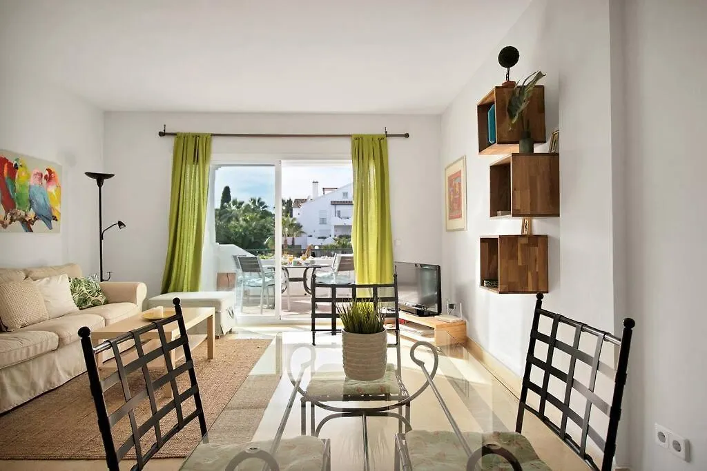 דירה אסטפונה Apartamento En Complejo Con Piscina Climatizada - El Presidente 234