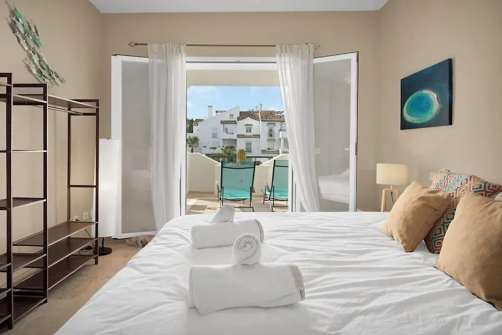 דירה אסטפונה Apartamento En Complejo Con Piscina Climatizada - El Presidente 234