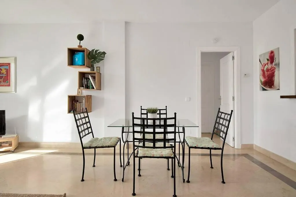 אסטפונה Apartamento En Complejo Con Piscina Climatizada - El Presidente 234 0*,