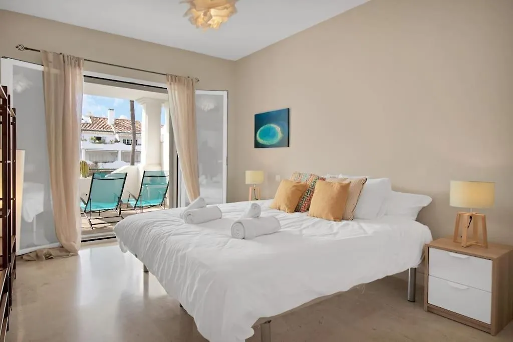 Apartamento En Complejo Con Piscina Climatizada - El Presidente 234 Estepona